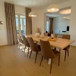 Silvia For 10 People With Infinity Pool And Large Playground Villa *